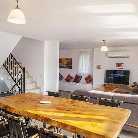 Charming 4-bed In Magnificent View Hotel Kalkan