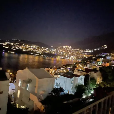 Hotel Charming 4-bed In Magnificent View